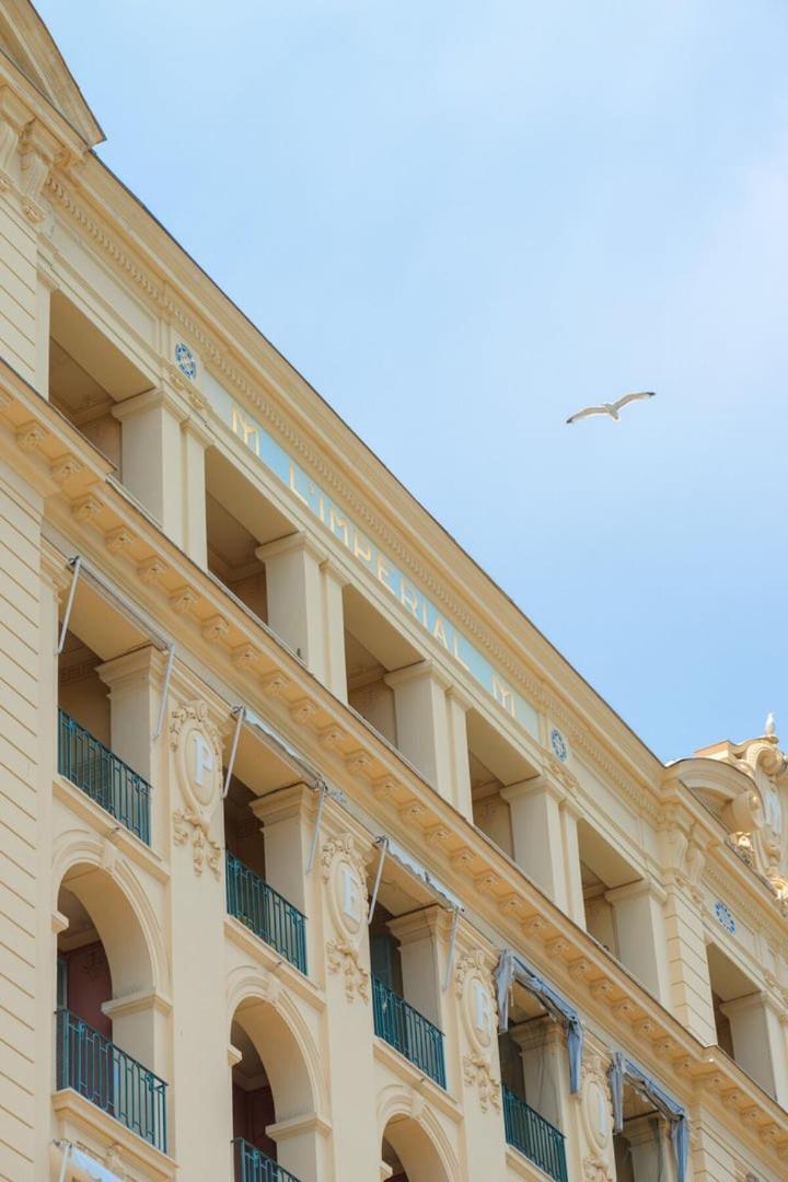 Le Coq Imperial - Parking - Spacieux Ментона Екстериор снимка